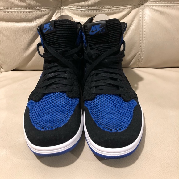 Air Jordan Retro 1 OG High Flyknit "Royal" - Picture 2 of 8